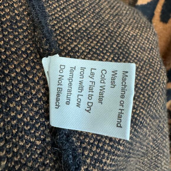 Ming Wang Knit Poncho Cape Wrap Rust Brown Black Printed Hope Wrap O/S New - Picture 15 of 15